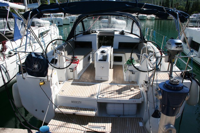 Jeanneau Sun Odyssey 440 - 3 cab. Modesty
