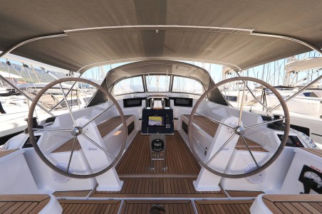 Hanse 388 | Yacht Charter Croatia | Travelboat