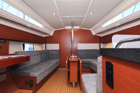 Hanse 388 | Yacht Charter Croatia | Travelboat