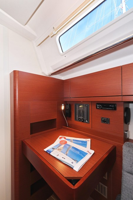 Hanse 388 | Yacht Charter Croatia | Travelboat