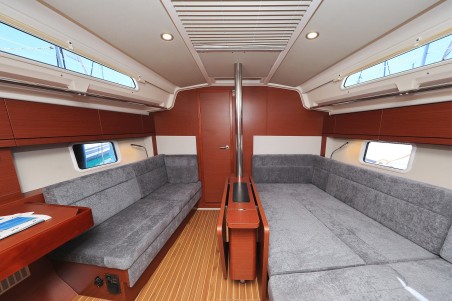 Hanse 388 | Yacht Charter Croatia | Travelboat