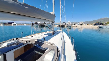 Hanse 388 | Yacht Charter Croatia | Travelboat