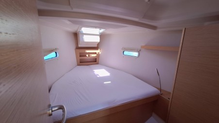 Hanse 388 | Yacht Charter Croatia | Travelboat