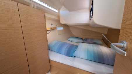 Hanse 388 | Yacht Charter Croatia | Travelboat