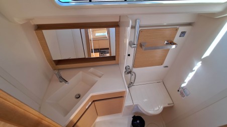 Hanse 388 | Yacht Charter Croatia | Travelboat