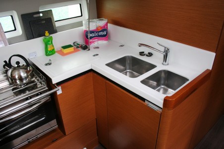 Jeanneau Sun Odyssey 440 - 3 cab. Modesty