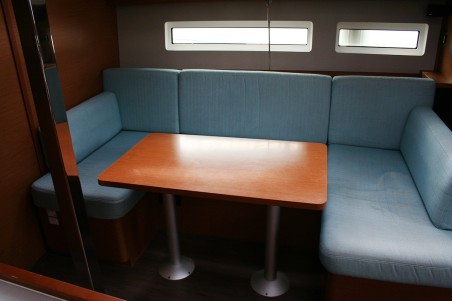 Jeanneau Sun Odyssey 440 - 3 cab. Modesty