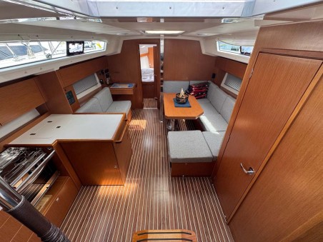 Bavaria C42 | Yacht Charter Croatia | Travelboat