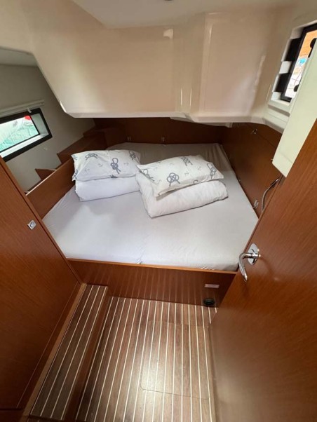 Bavaria C42 | Yacht Charter Croatia | Travelboat