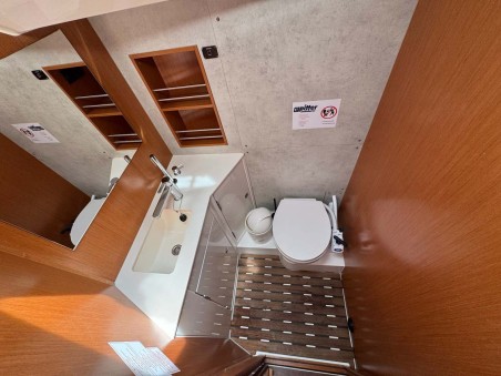 Bavaria C42 | Yacht Charter Croatia | Travelboat