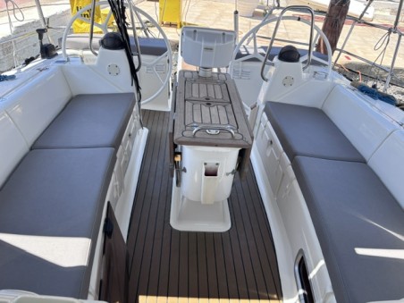 Bavaria 42 Cruiser | Yacht Charter Greece | Travelboat
