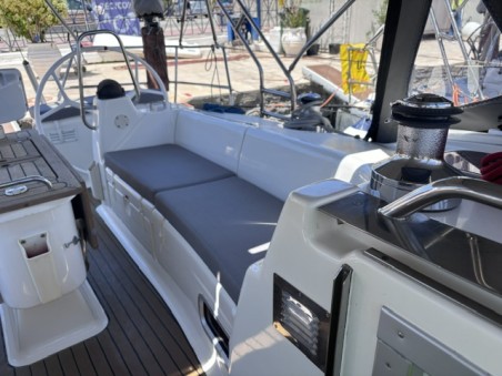 Bavaria 42 Cruiser | Yacht Charter Greece | Travelboat