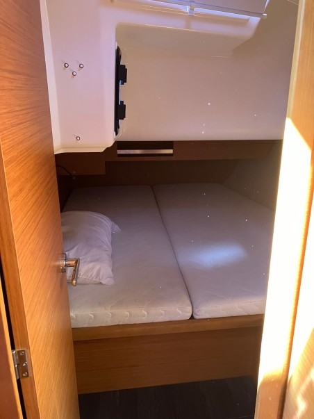 Dufour 430 GL | Yacht Charter Italy | Travelboat