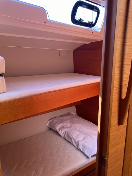 Dufour 430 GL | Yacht Charter Italy | Travelboat