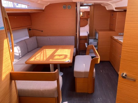 Dufour 430 GL | Yacht Charter Italy | Travelboat