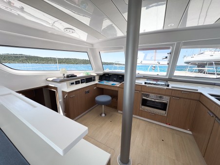 Bali Catspace OW | Yacht Charter Croatia | Travelboat