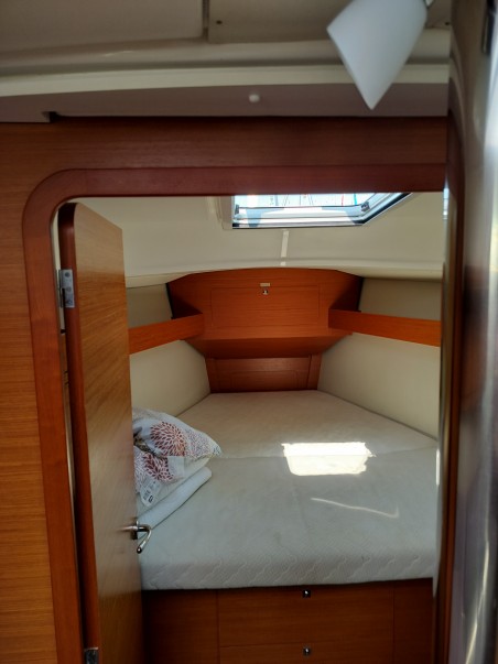 Dufour 382 GL | Yacht Charter Slovenia | Travelboat