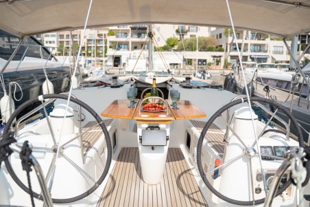 Sun Odyssey 40.3 | Czarter jachtu Czarnogóra | Travelboat
