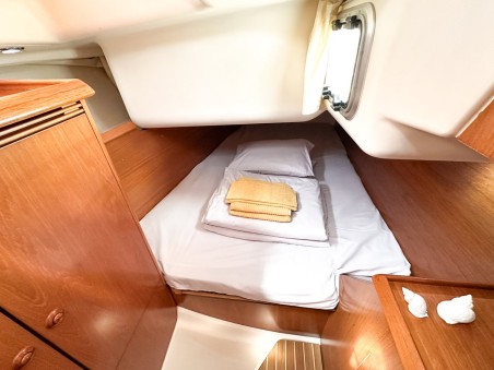 Sun Odyssey 40.3 | Czarter jachtu Czarnogóra | Travelboat