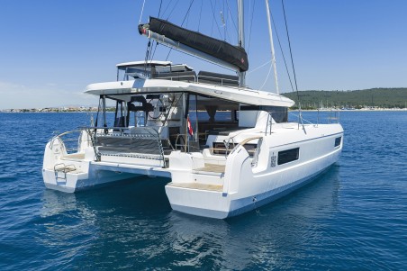 Lagoon 43 | Yacht Charter Croatia | Travelboat