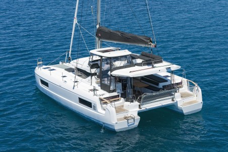 Lagoon 43 | Yacht Charter Croatia | Travelboat