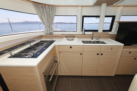 Lagoon 43 | Yacht Charter Croatia | Travelboat