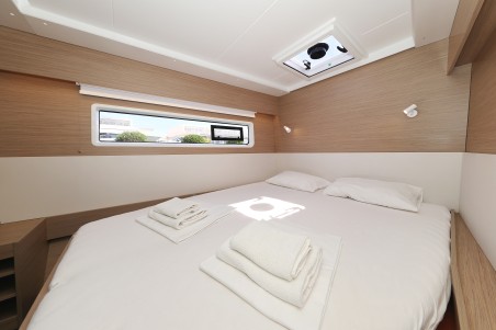 Lagoon 43 | Yacht Charter Croatia | Travelboat