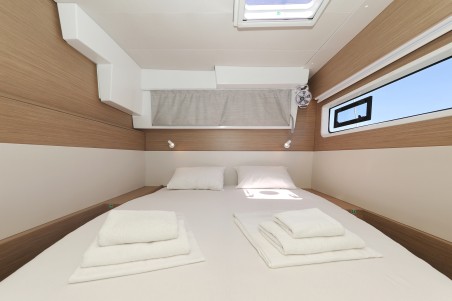 Lagoon 43 | Yacht Charter Croatia | Travelboat