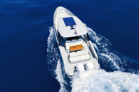 Saxdor 320 GTO | Yacht Charter Croatia | Travelboat