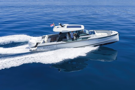 Saxdor 320 GTO | Yacht Charter Croatia | Travelboat