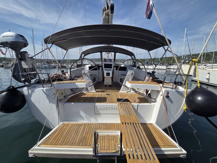 Hanse 418 | Yacht Charter Croatia | Travelboat