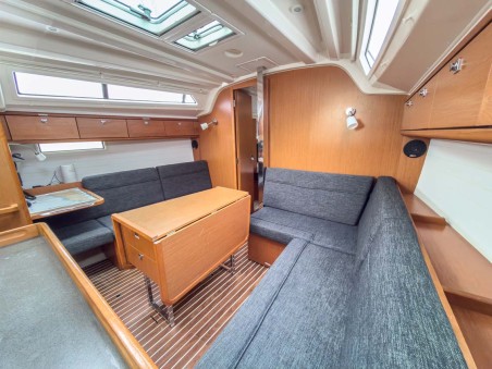 Bavaria Cruiser 37 | Yacht Charter Croatia | Travelboat