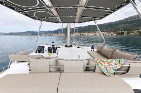 Bali 4.6 | Yacht Charter Croatia | Travelboat