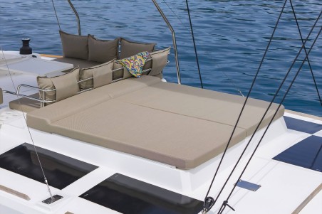 Bali 4.6 | Yacht Charter Croatia | Travelboat