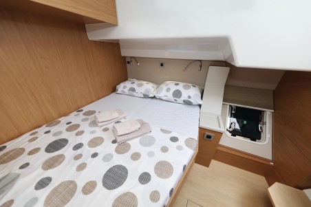Bali 4.6 | Yacht Charter Croatia | Travelboat