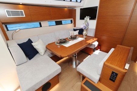 Hanse 460 | Yacht Charter Croatia | Travelboat