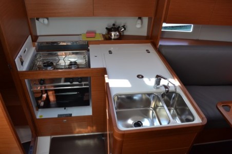 Dufour Yachts Dufour 360 GL - 3 cab. Minion