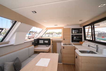 Aventura 37 | Czarter jachtu Chorwacja | Travelboat