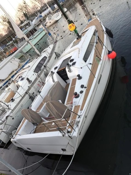 Dehler 38 | Czarter jachtu Francja | Travelboat
