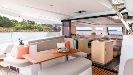 Fountaine Pajot FP 41 Quatuor 4 | Yacht Charter Greece | Travelboat