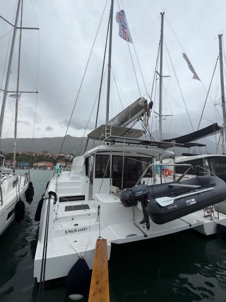 Bali 4.2 - 4 + 2 cab. Junior Mary 1 | Yacht Charter Greece | Travelboat