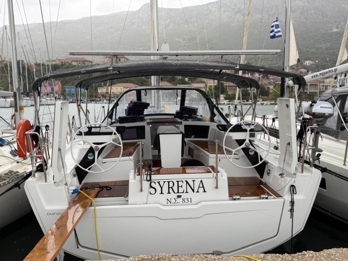 Dufour 41 | Czarter jachtu Grecja | Travelboat