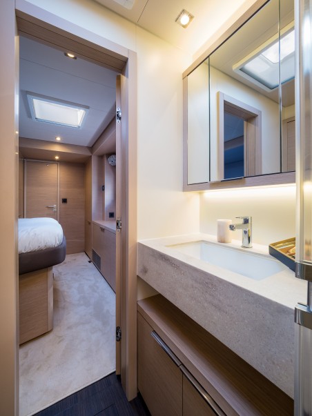 Lagoon 55 | Yacht Charter Croatia | Travelboat