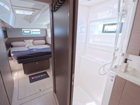 Leopard 50 - 5 + 1 cab | Yacht Charter Croatia | Travelboat