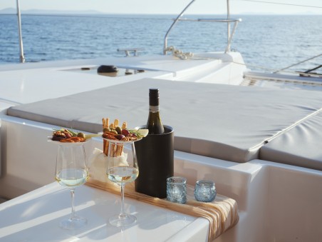 Leopard 50 - 5 + 1 cab | Yacht Charter Croatia | Travelboat