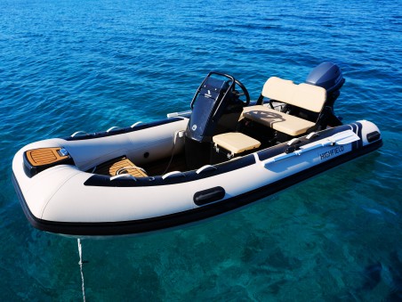 Leopard 50 - 5 + 1 cab | Yacht Charter Croatia | Travelboat