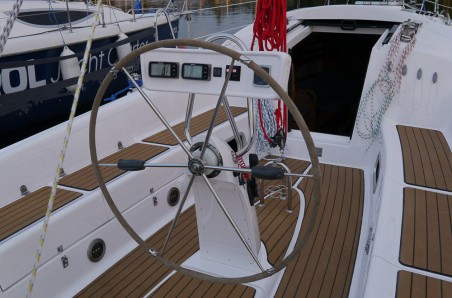 Maxus 33 ZEUS