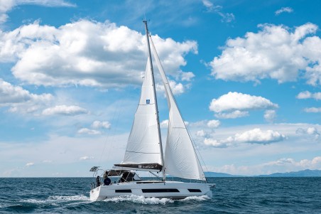 Dufour 41 - 4 cab. | Yacht Charter Italy | Travelboat