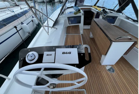 Dufour 41 | Yacht Charter Greece | Travelboat