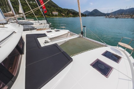 Lagoon Lagoon 43 - 4 + 2 cab. | Yacht Charter Greece | Travelboat